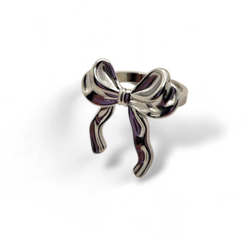 Silver Bow Ring - Picture 2 of 5
